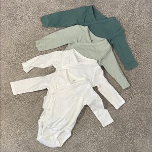 H&M Set of 4 L/S Side Snap Onesies
